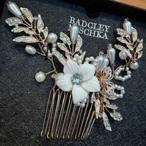 Badgley Mischka Pearl and Crystal Hair Comb